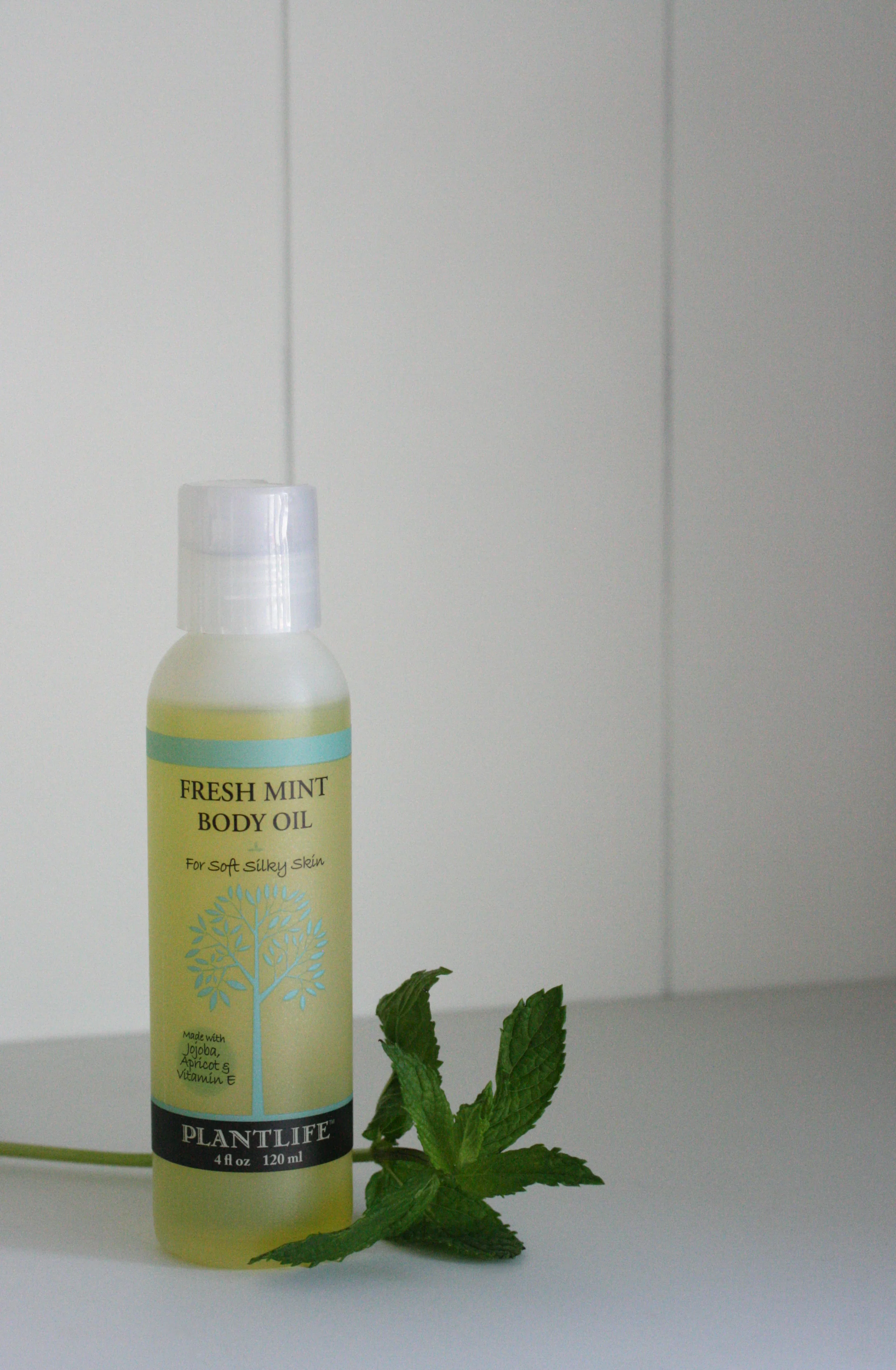 Fresh Mint Body Oil - Image 3
